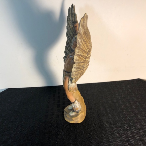 Vintage Native American Eagle Dancer ceramic 8.5” tall x 6.5” across at wings - Picture 5 of 11